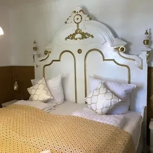 26 In Der Kunaustrasse Apartment